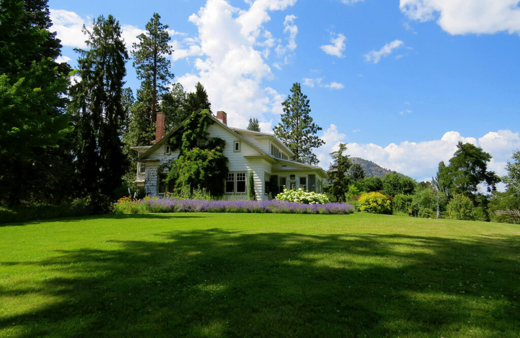 Eastern Exterminating Florida Landscaping and Pest Control